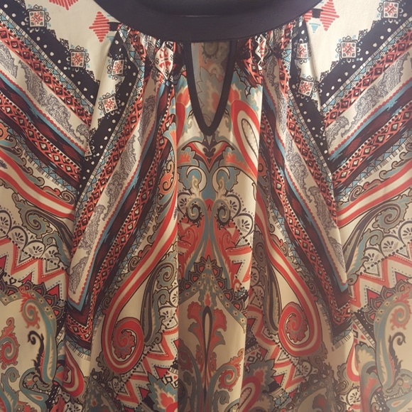 Blouse - Picture 2 of 3